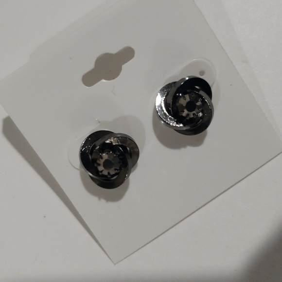 Black Gloss Knot Stud Earrings – Smoky Gem Center - Women's Fashion Jewelry - Picture 5 of 8